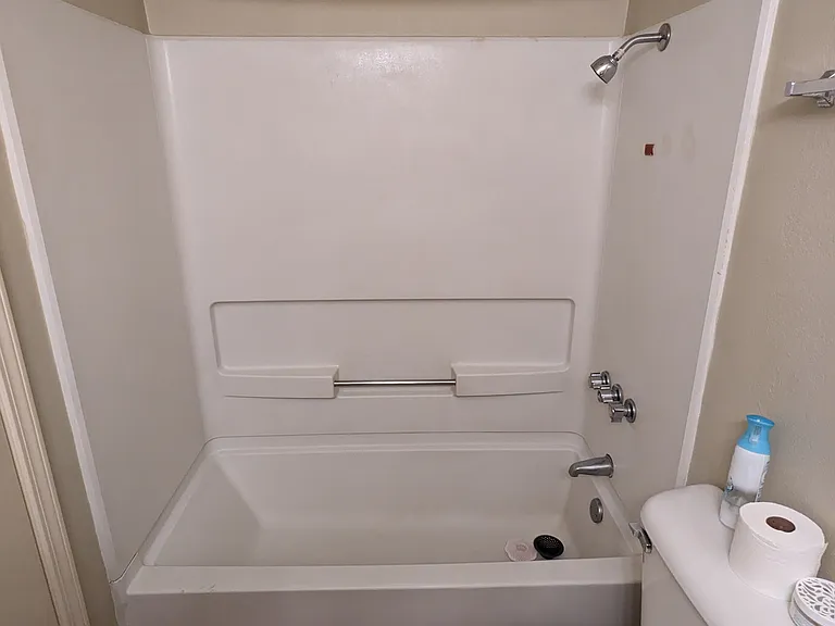 121 N Jackson St #411 — Photo 12