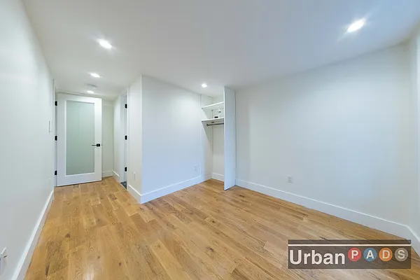 Rented by Urban Pads | media 9