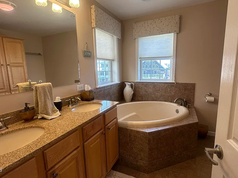 59 Weaver Dr — Photo 17