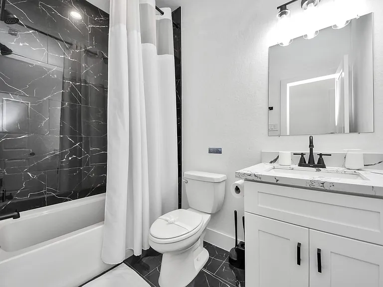 5774 Heron Dr #B — Photo 31