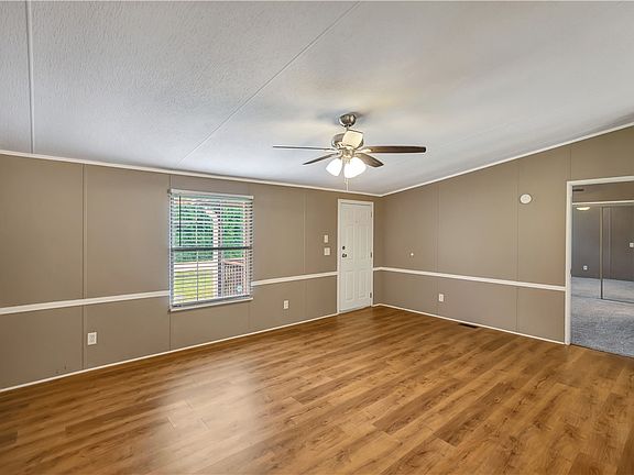 5th image of 516 & 520 Elhilow Ln