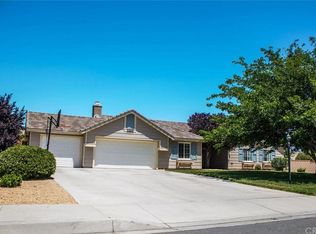 19540 Capay Ct, Apple Valley, CA 92308