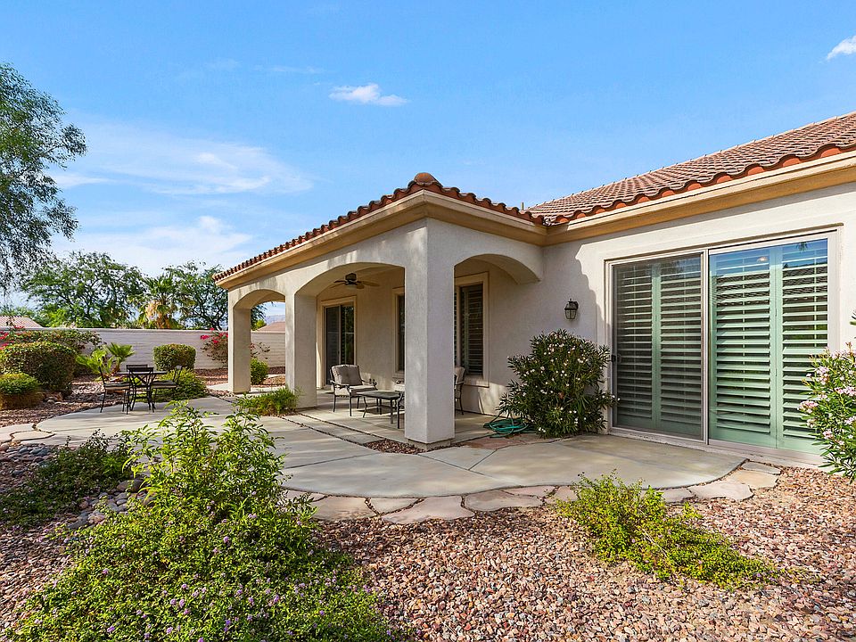 2nd image of 40573 Corte Los Cerritos