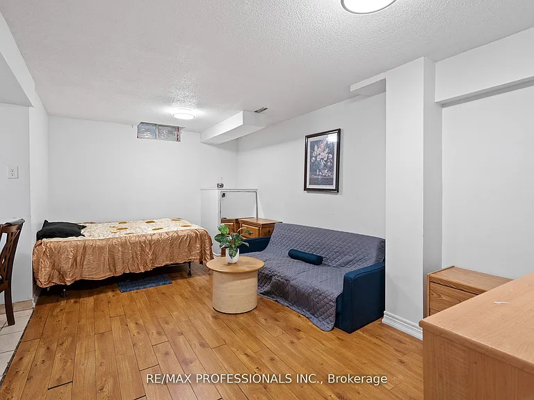 161 Bob Yuill Dr #BASEMENT — Photo 3