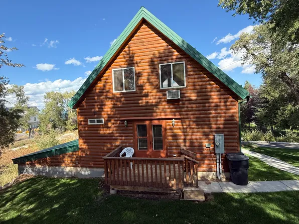 368 N Bear Lake Blvd, Garden City, UT 84028