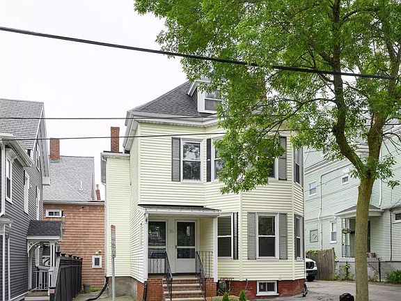4th image of 40 Greenville St