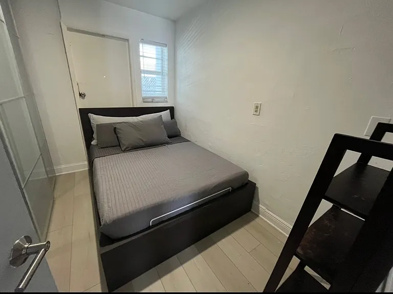 4201 Indian Creek Dr #3 — Photo 7
