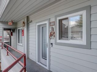 530 E Hiawatha Dr #215, Wisconsin Dells, WI 53965