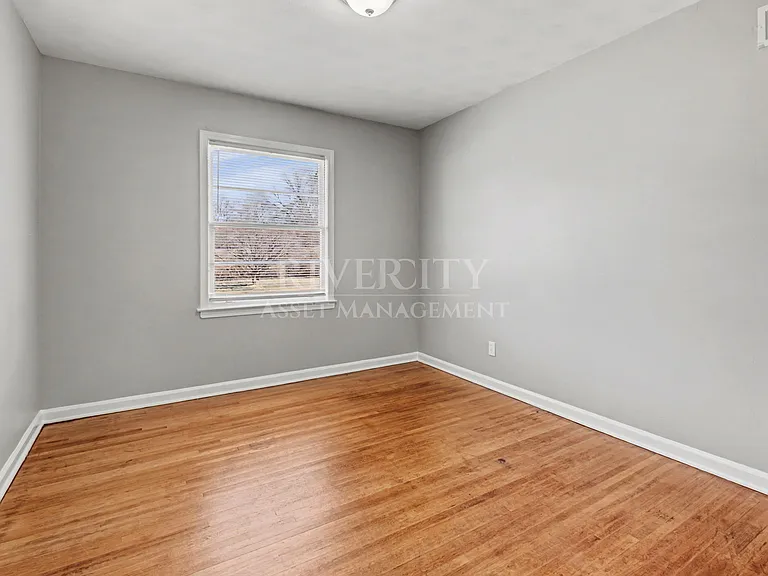 3751 Charles Dr — Photo 18