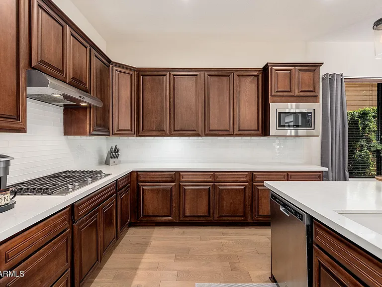 9705 E Mountain Peak Dr — Photo 4