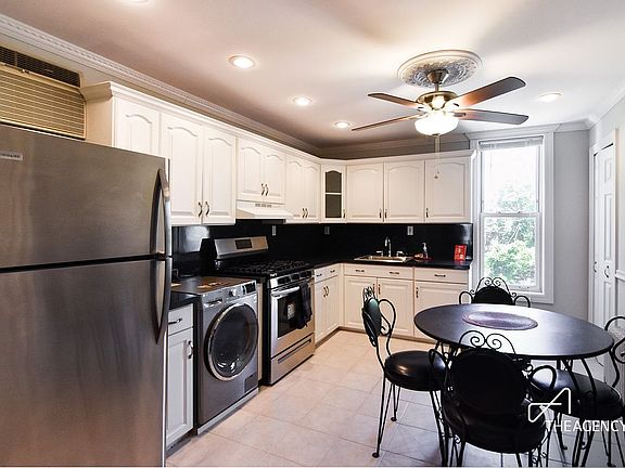 5th image of 182 Russell St #8