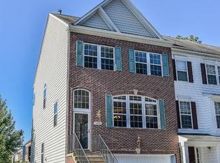 13901 Gothic Dr, Centreville, VA 20121
