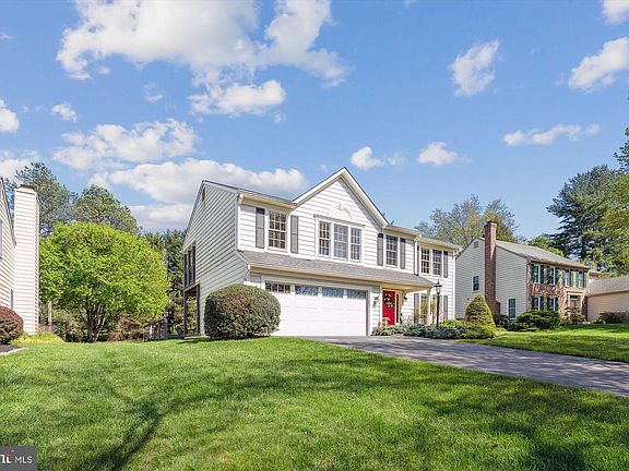 2nd image of 10218 Shirley Meadow Ct