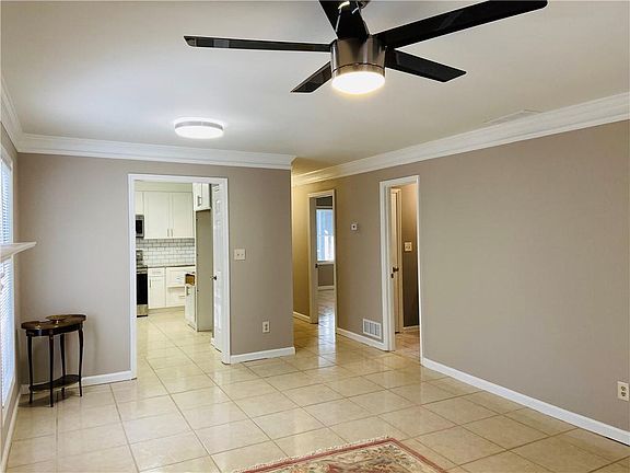 4th image of 767 Coventry Township Pl