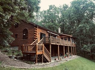 61651 Hawk Point Rd, Ferryville, WI 54628