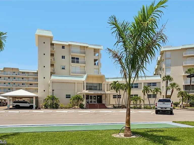 7400 Estero Blvd #315 — Photo 1