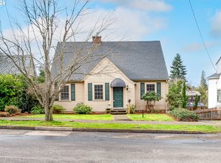 1670 Fairmount Blvd, Eugene, OR 97403