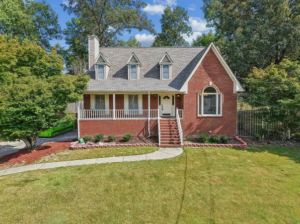 123 Black Walnut Ln, Trussville, AL 35173
