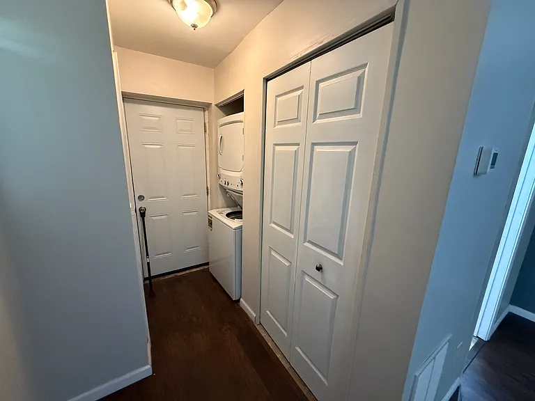 219 W Anderson Ave NW #A/B — Photo 8
