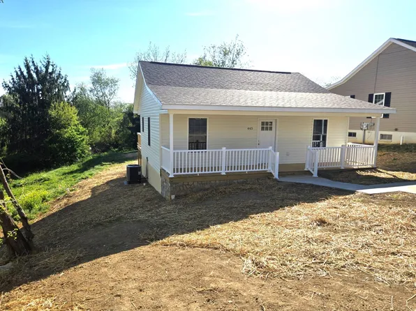 445 S 14th St, Wytheville, VA 24382