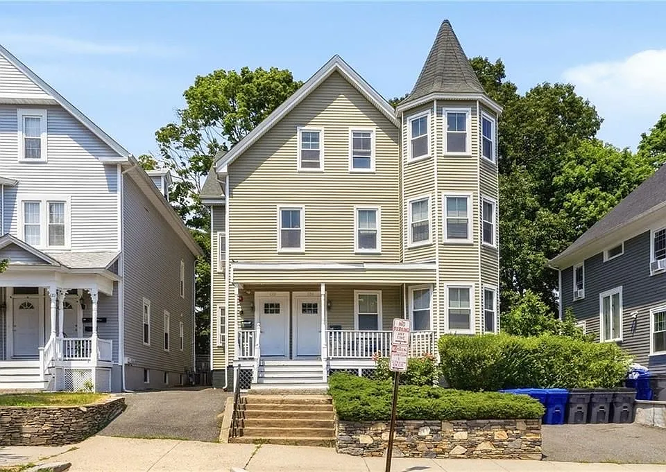 132 S Angell St #3
