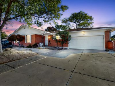 7420 Carriveau Ave NE, Albuquerque, NM, 87110