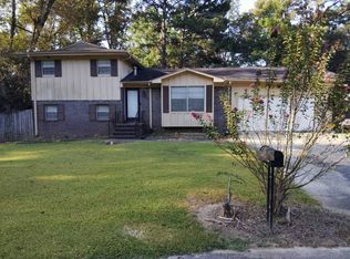 609 Fairlawn Ct, Bessemer, AL