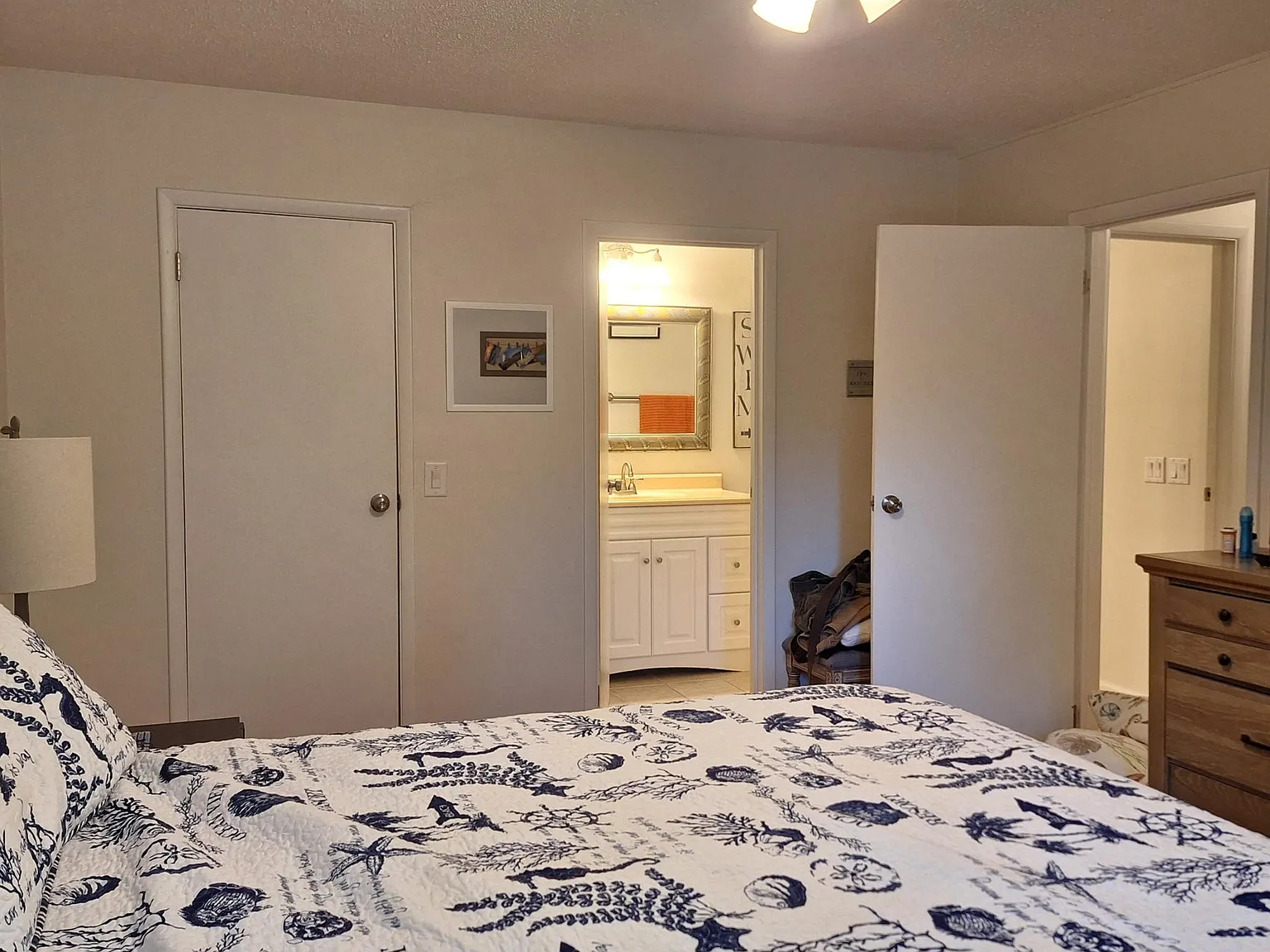 2 bed, 885 sqft, $2,000 — Photo 2