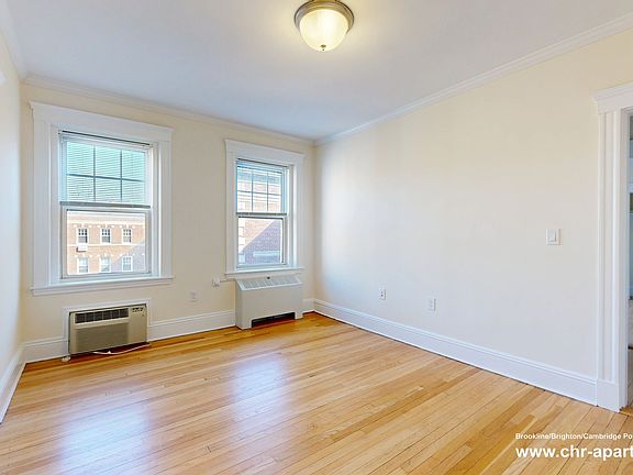 4th image of 24 Chauncy St APT 10