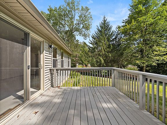 5th image of 3255 Oakstone Dr