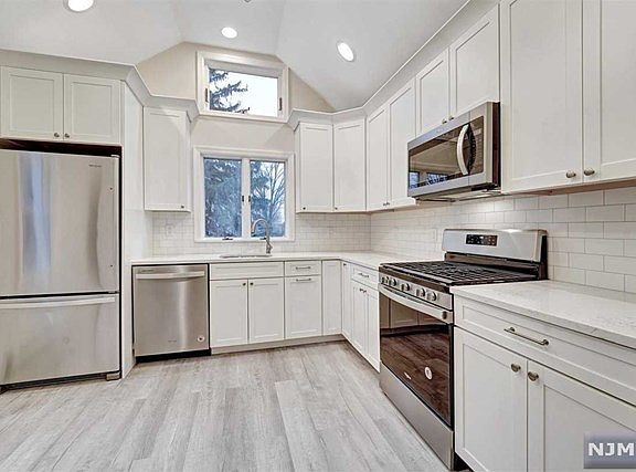 2nd image of 241 Glen Ave #1