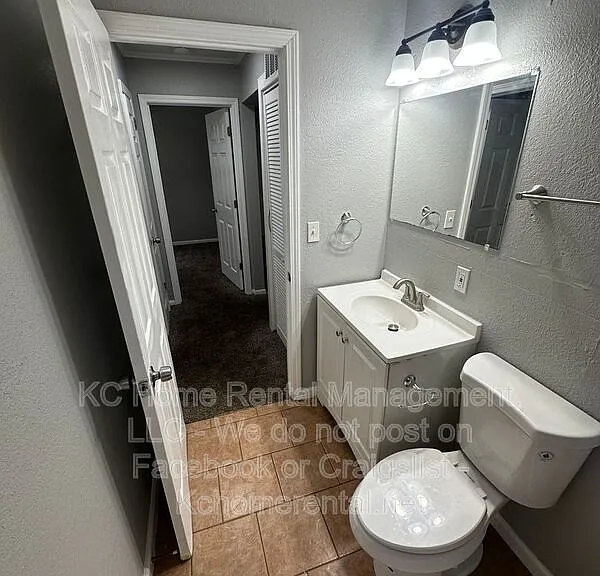 8025 Park Ave — Photo 11