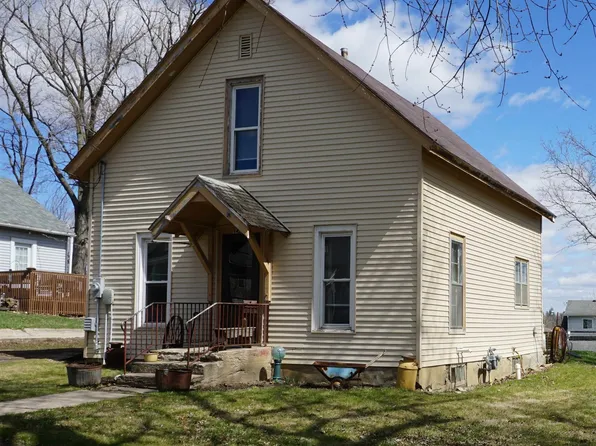1425 11th St, Eldora, IA 50627