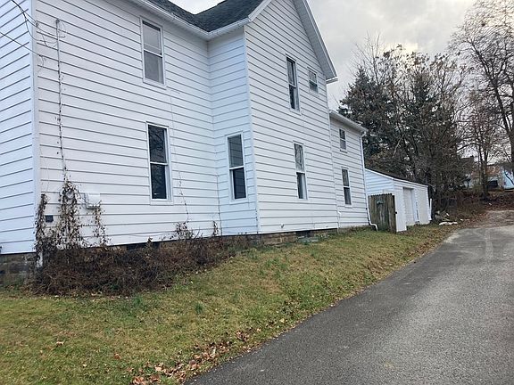 3rd image of 125 W Blanche St