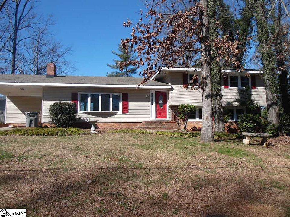 1st image of 810 Pine Creek Dr