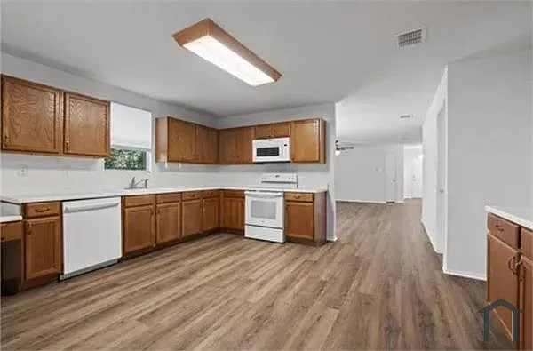 1665 Stonehaven Pl — Photo 6