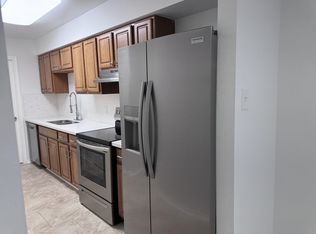 2116A Stander Pl, Chalmette, LA 70043