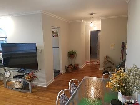 5th image of 4 Sadore Ln APT 7A