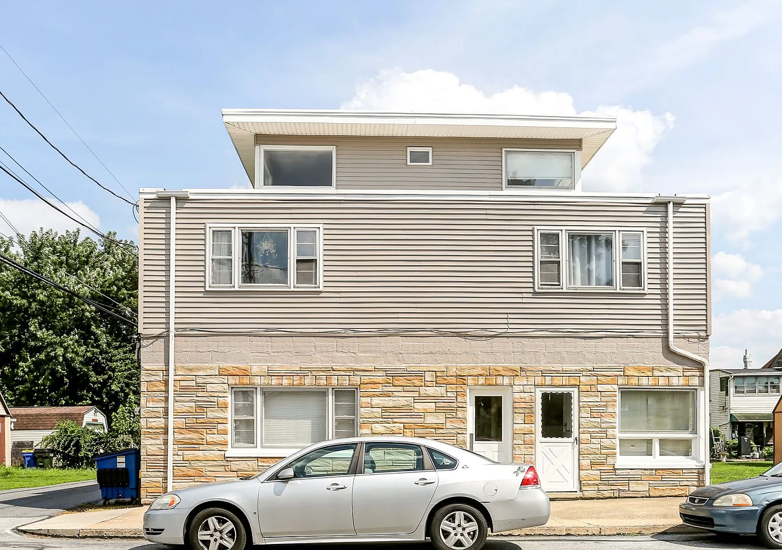 150 5th St — Photo 1