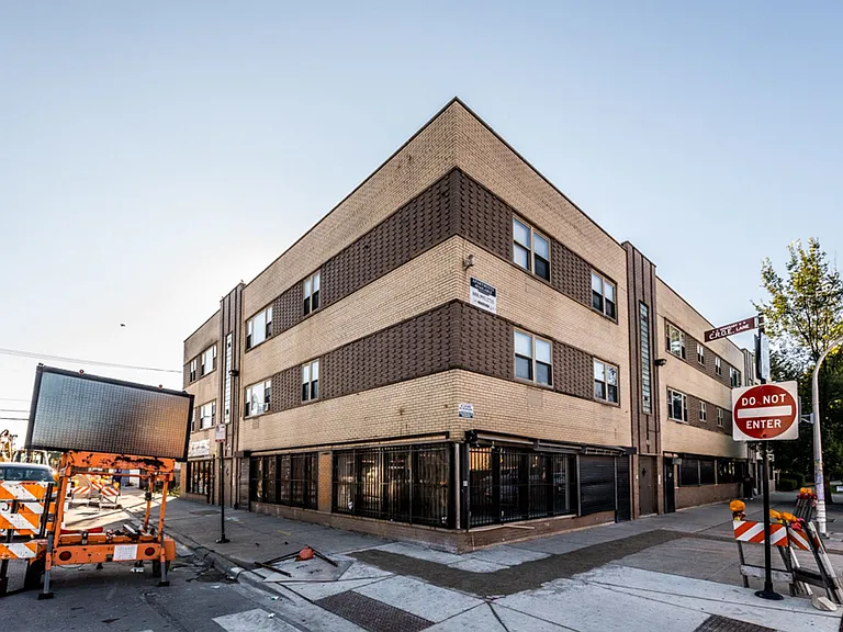 7101 S Artesian Ave — Photo 13