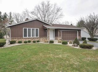 3553 River Bend Dr, Racine, WI 53404