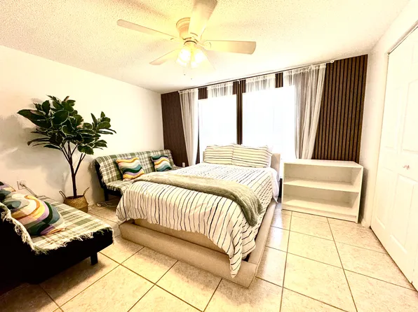 2440 Manasota Beach Rd, Englewood, FL 34223