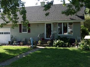 307 1st St, Mendota, IL 61342