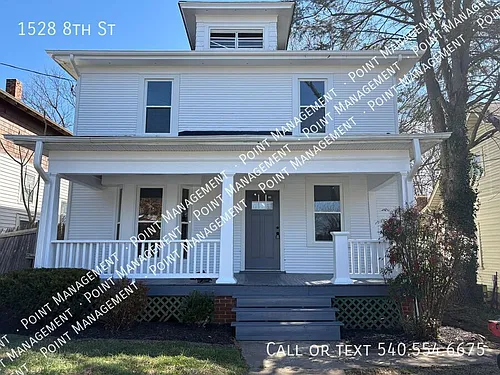 1528 8th St SE Photo 1