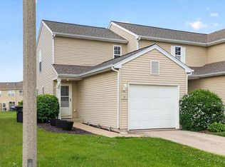 Townhomes Of Hunters Ridg, Genoa City, WI 53128