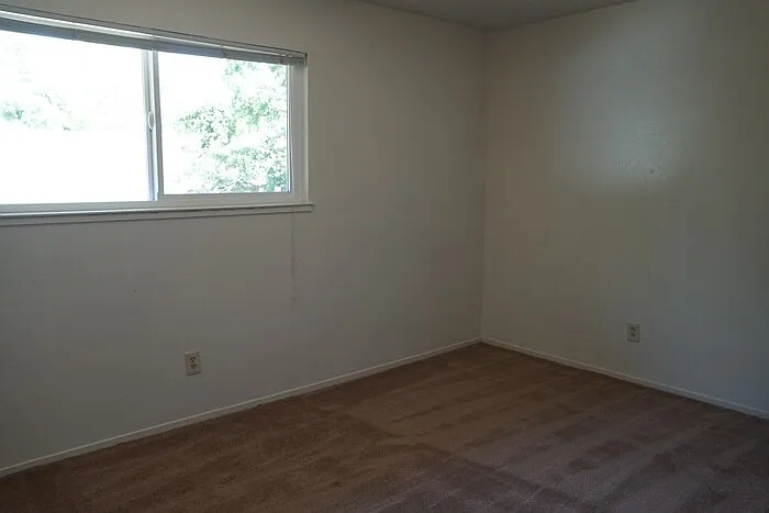 5356 Elsinore Way — Photo 9