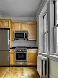 Rented by Manhattan Realty Group