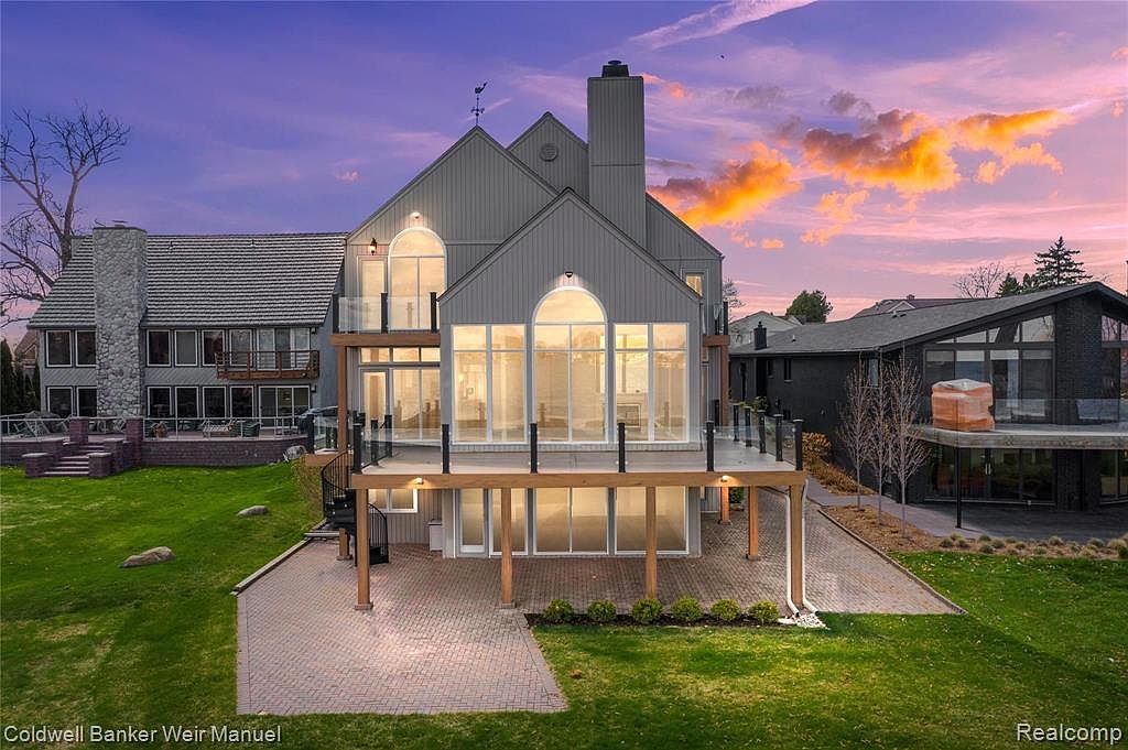 2474 Pontiac Dr, Sylvan Lake, MI 48320 Zillow