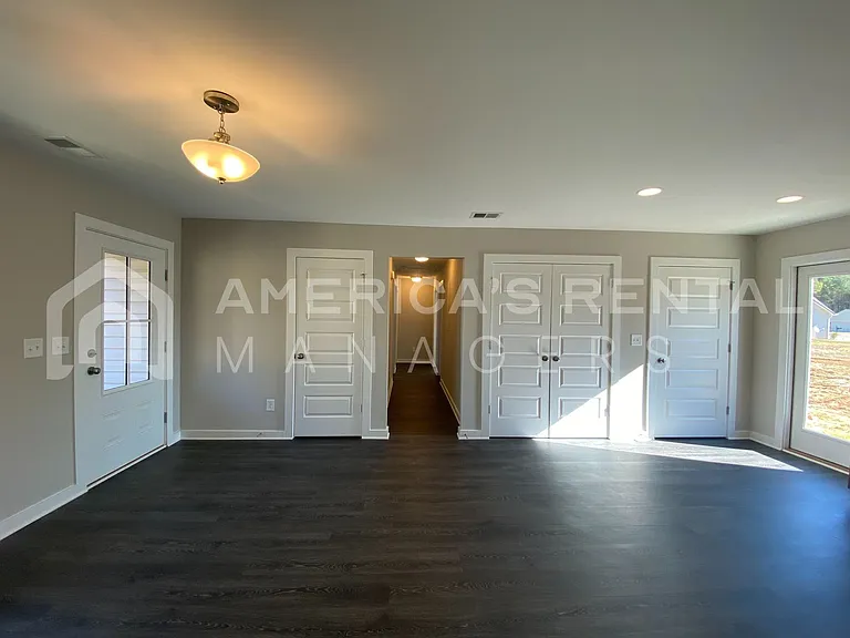 2815 Allison Mill Rd — Photo 10