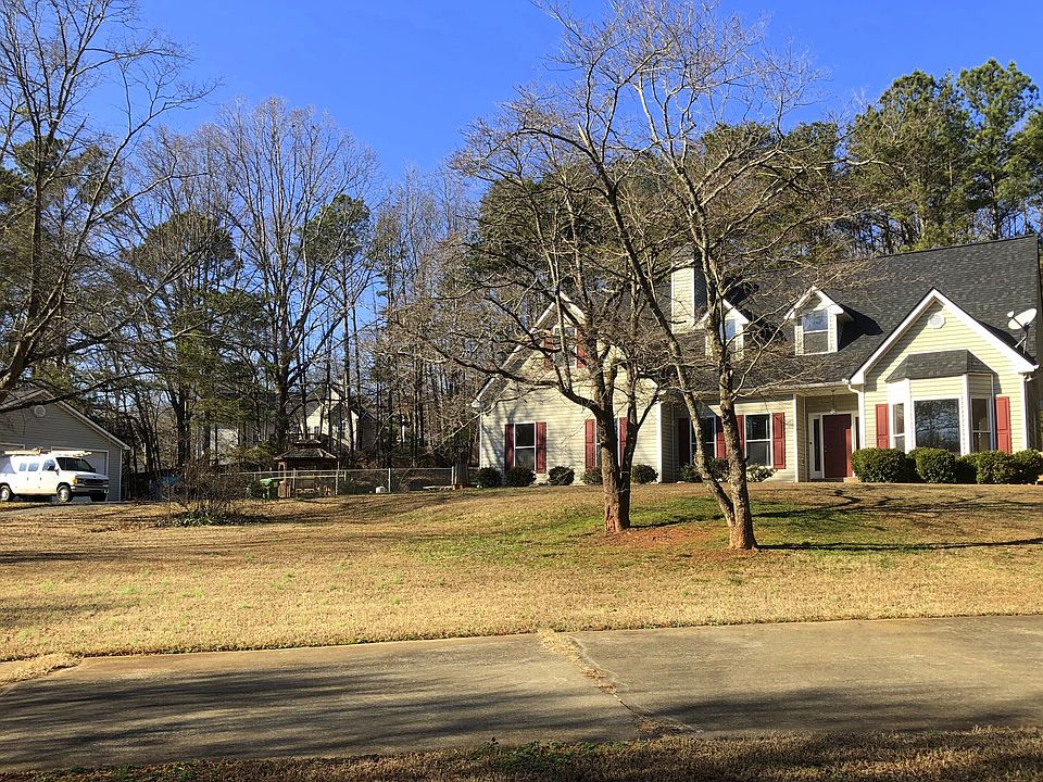 2nd image of 402 Puckett Creek Rd